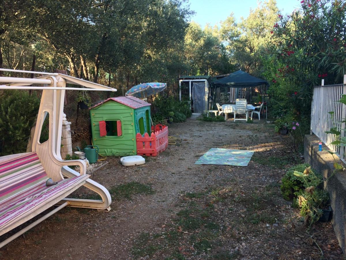 A Casa Di Nonna Luciana - Trilocale Con Giardino Διαμέρισμα Ceriale Εξωτερικό φωτογραφία